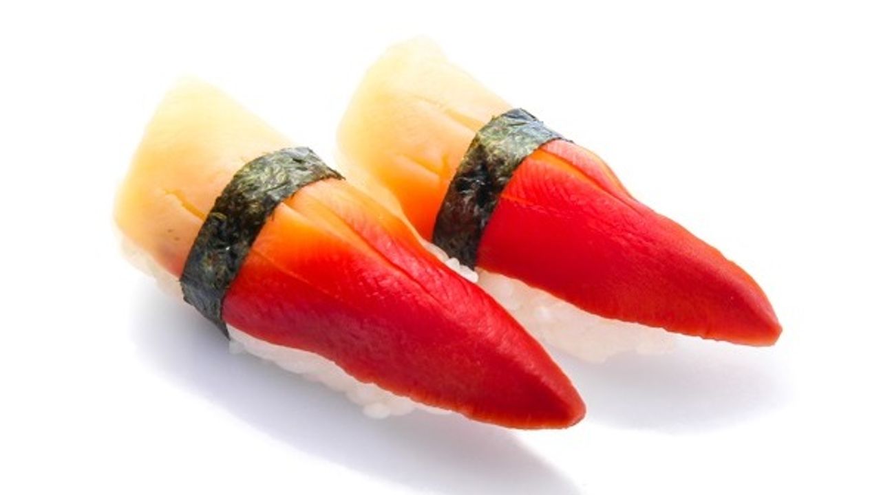 Surf Clam Nigiri (gf)