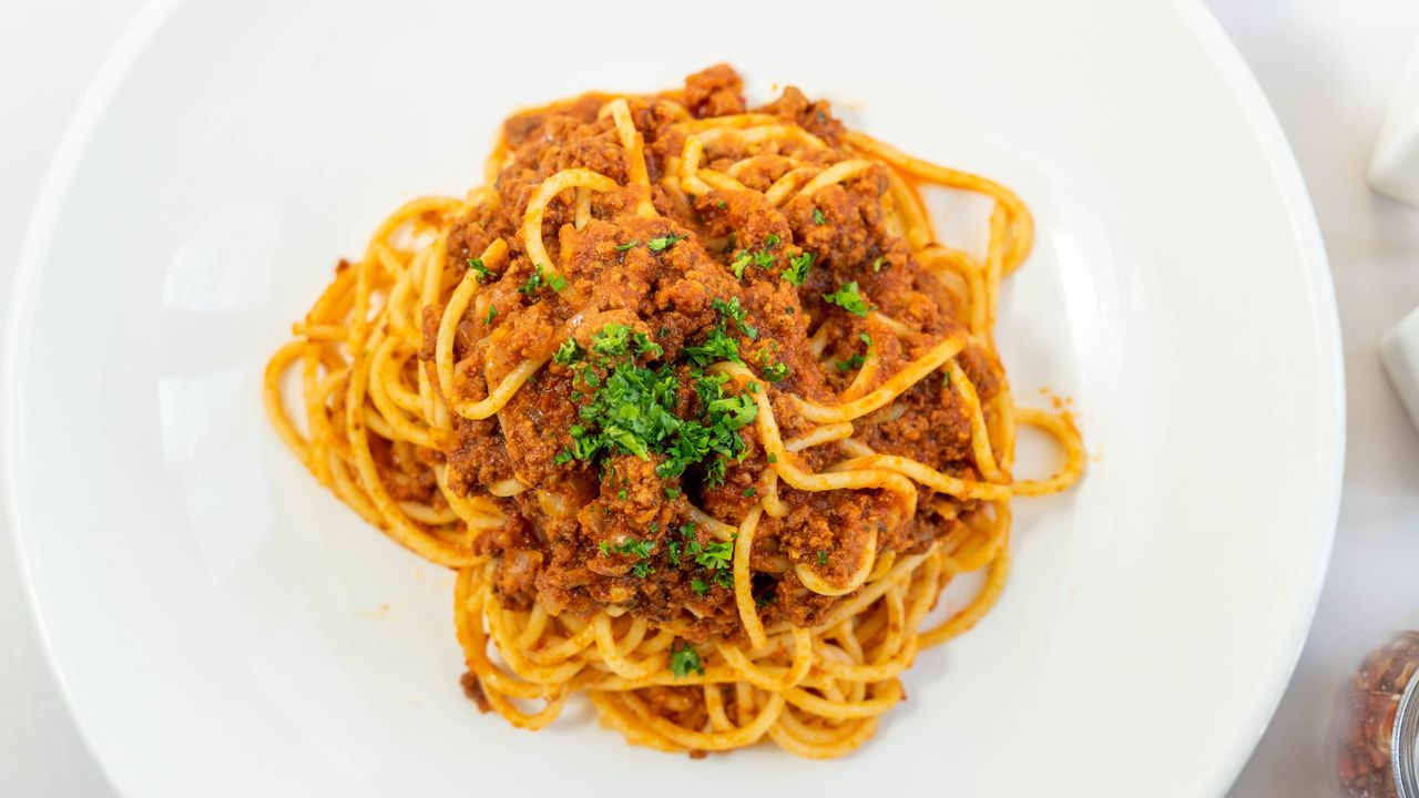 4. Spaghetti Bolognese