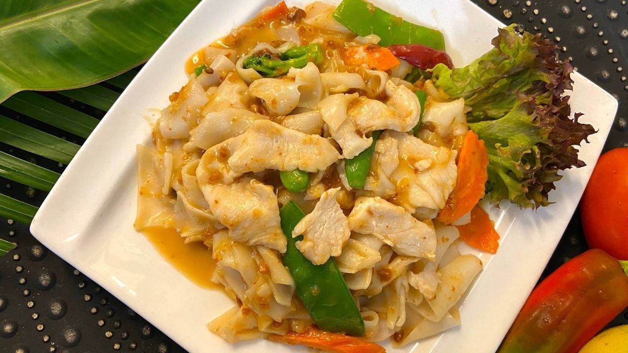 Peanut Sauce Noodle