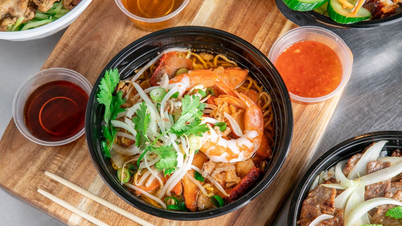 BBQ Pork and Prawns Noodle Soup