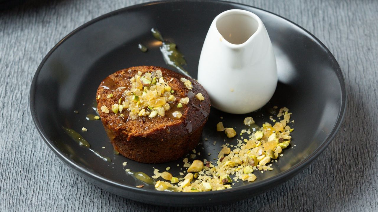 Sticky Date Pudding