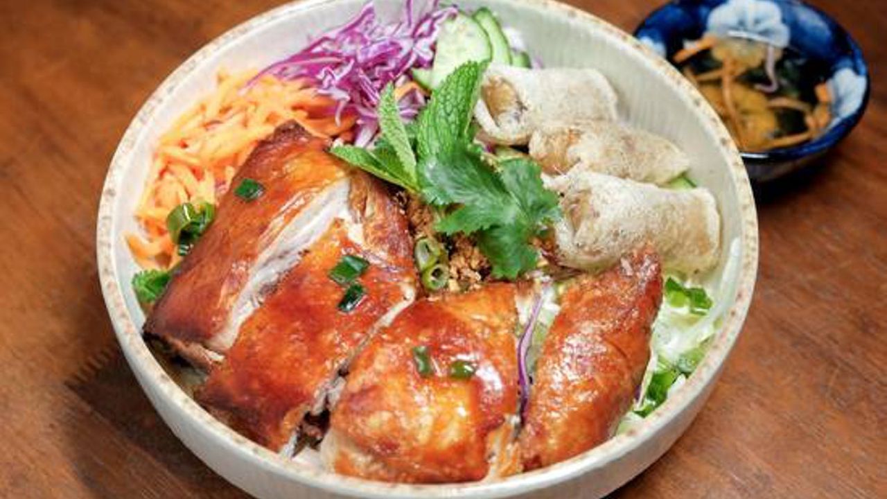 Special Crispy Chicken and Spring Rolls Vermicelli Salad