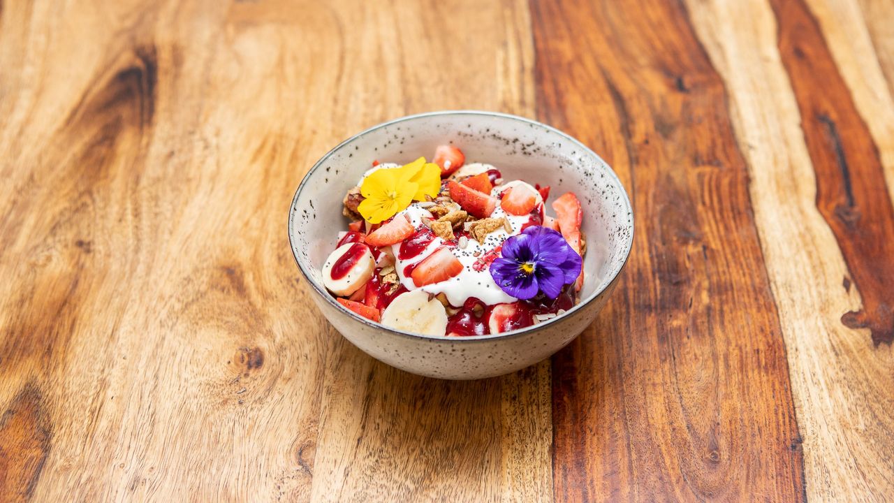 Berries Muesli Bowl (V) (GF)