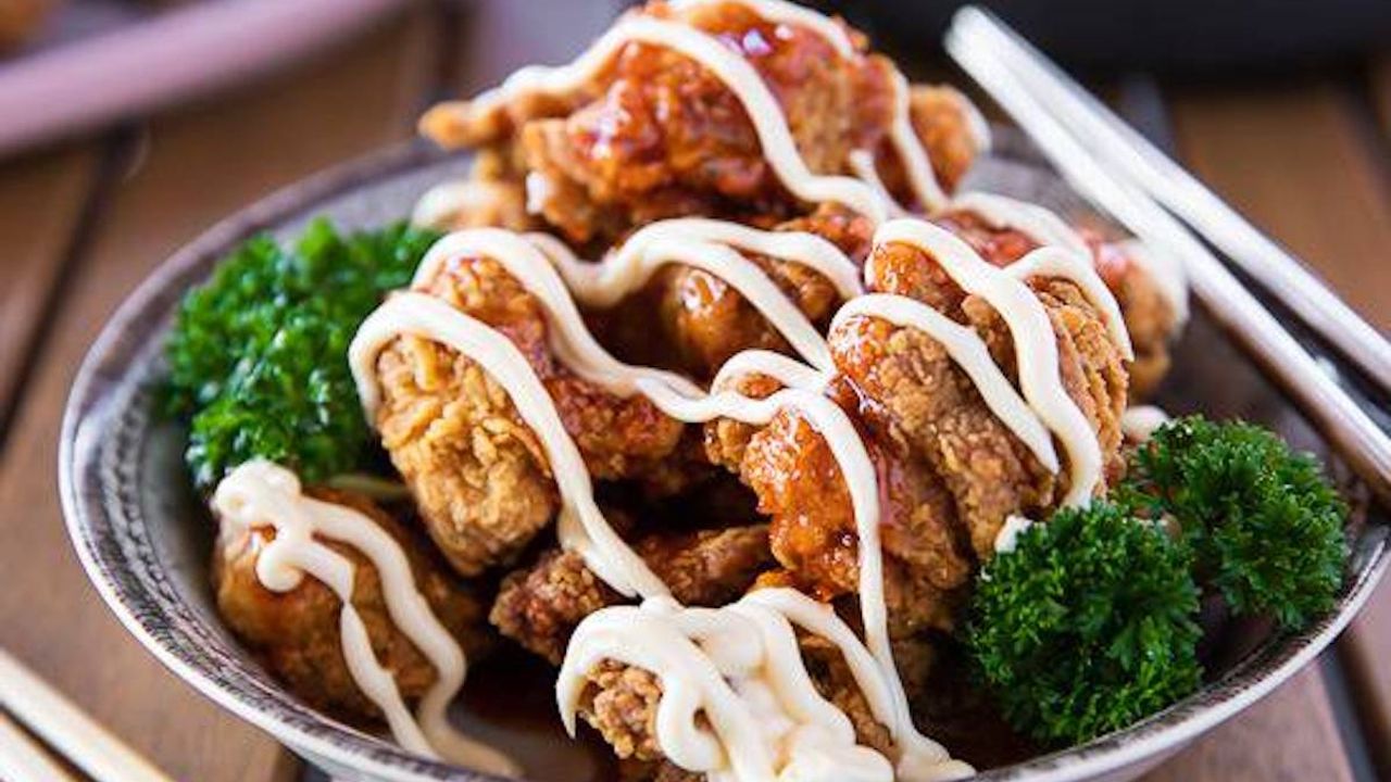 Creamy Sweet Chilli Boneless Chicken