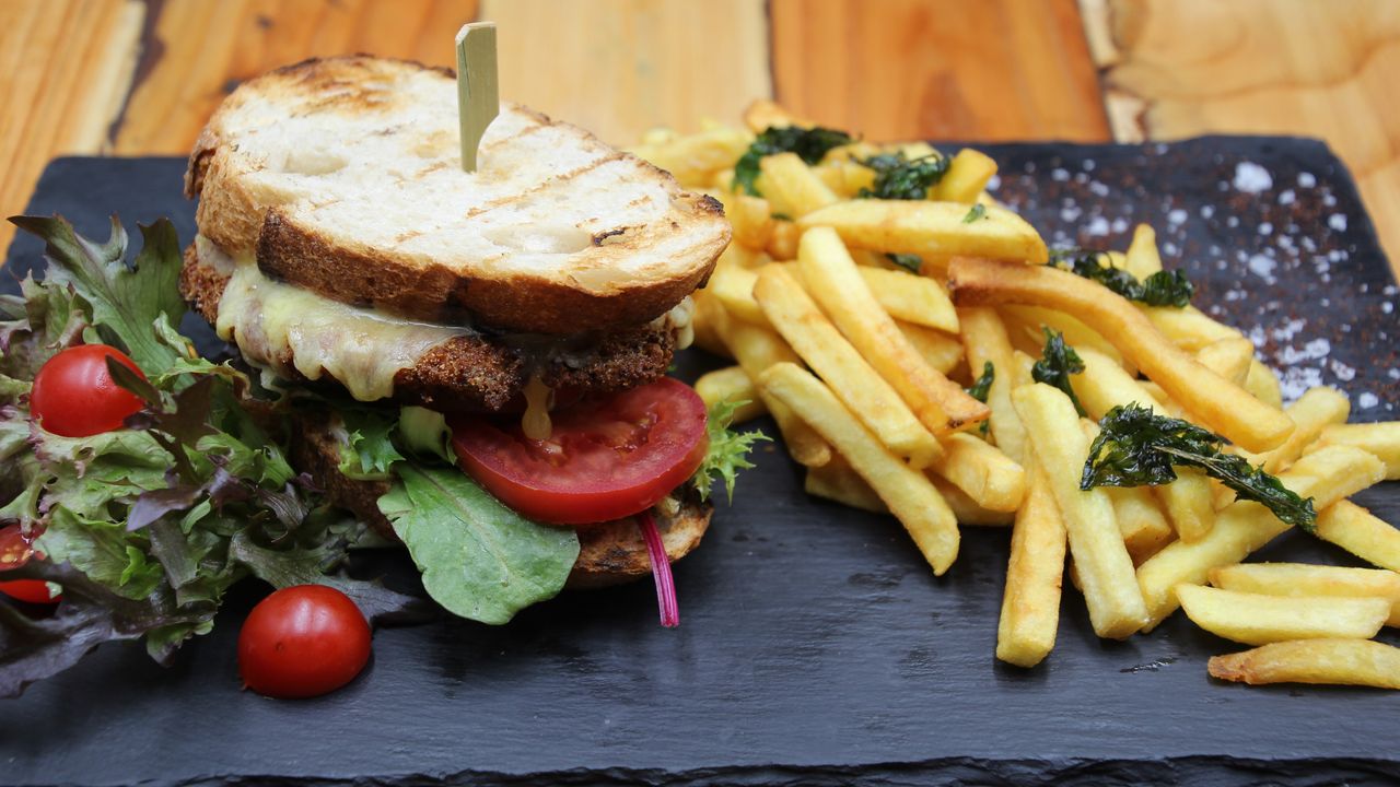 Chicken Sandwich (GFA) (LF)