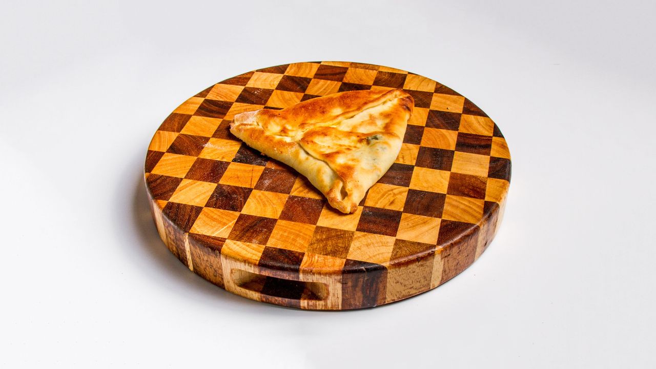 Spinach and Halloumi Cheese Pie