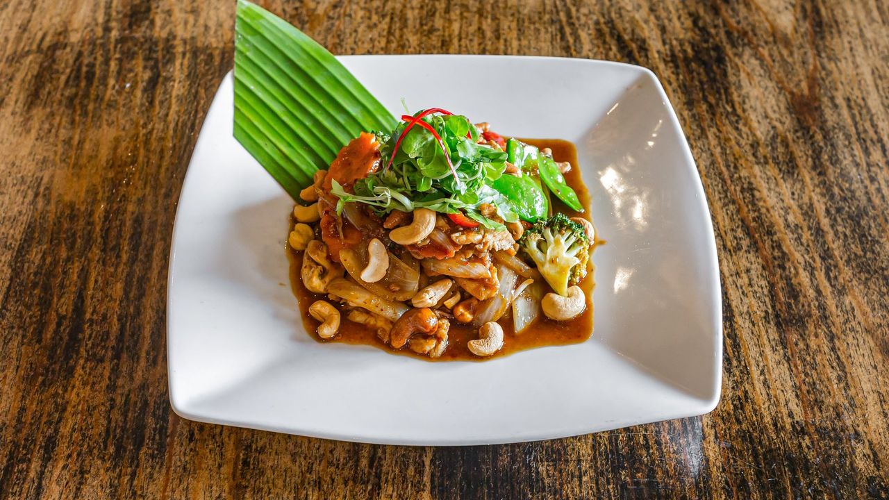 Cashew Nut in Chill Jam Sauce