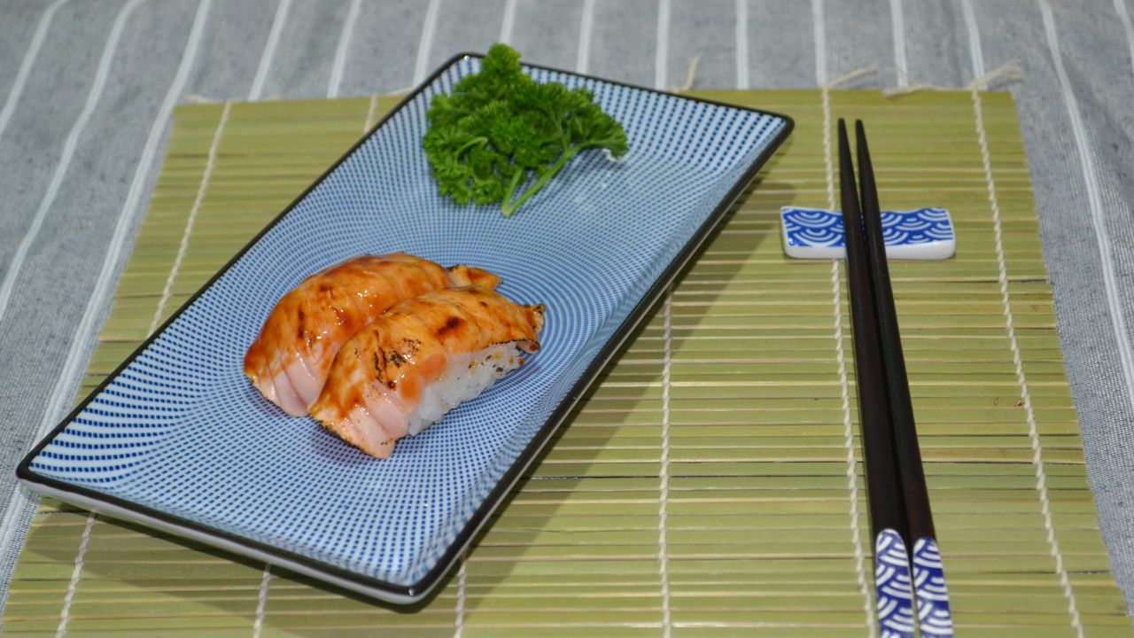 Grilled Sake (2pc)
