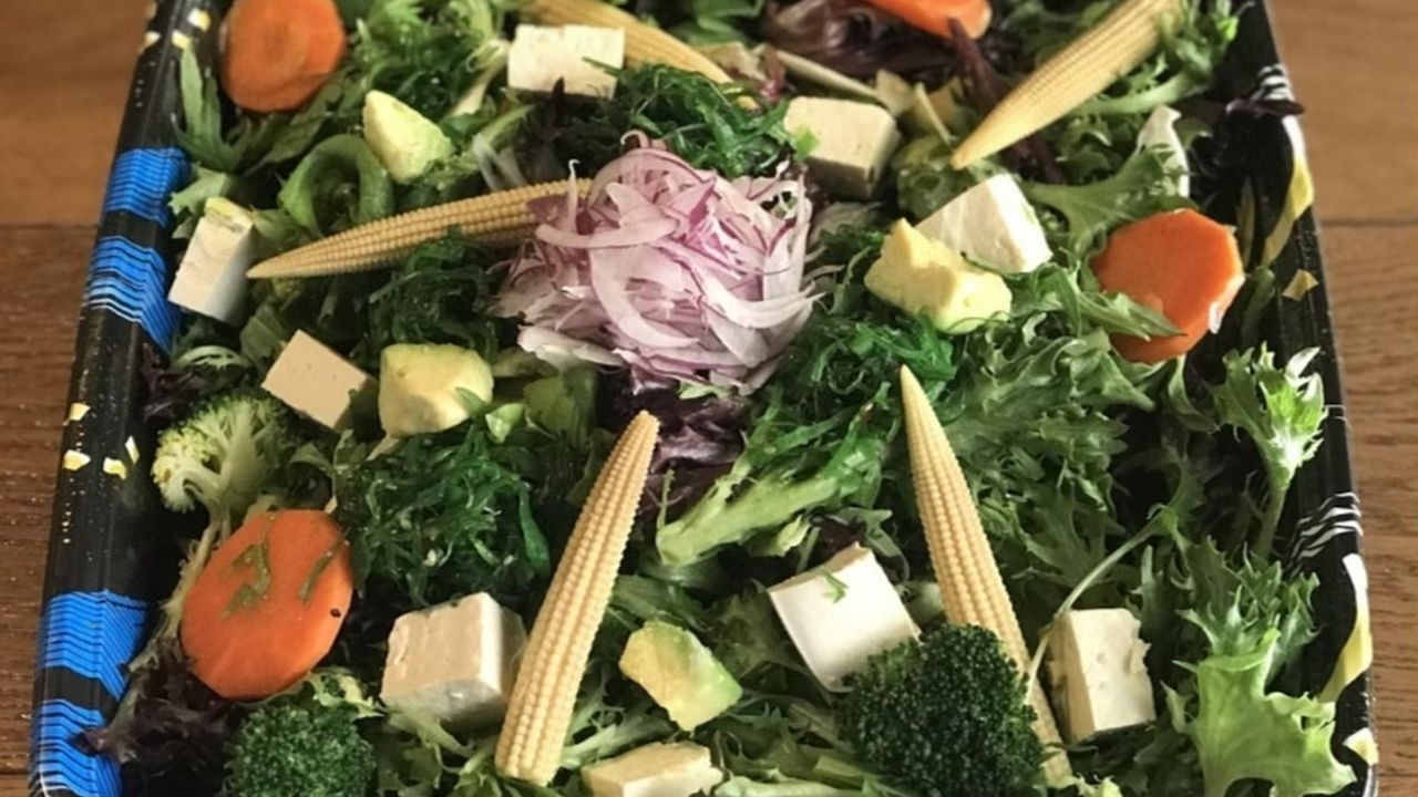 Seaweed Tofu Salad Platter