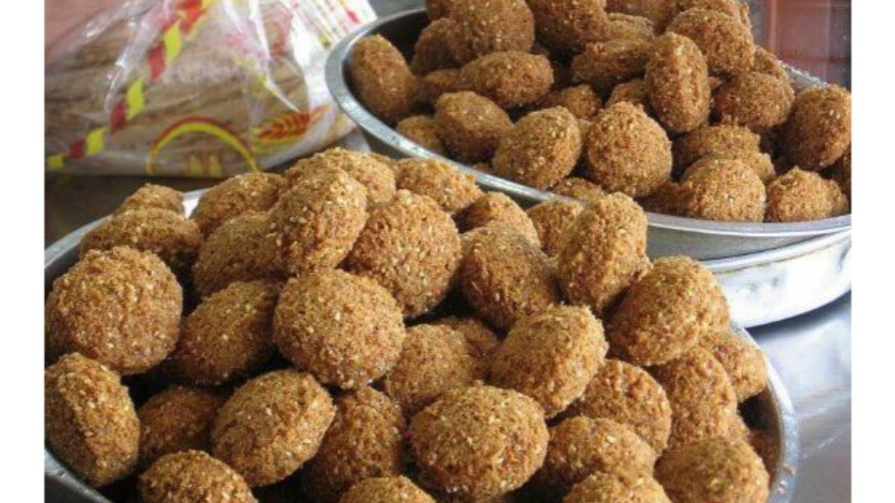 Dozens of Falafel