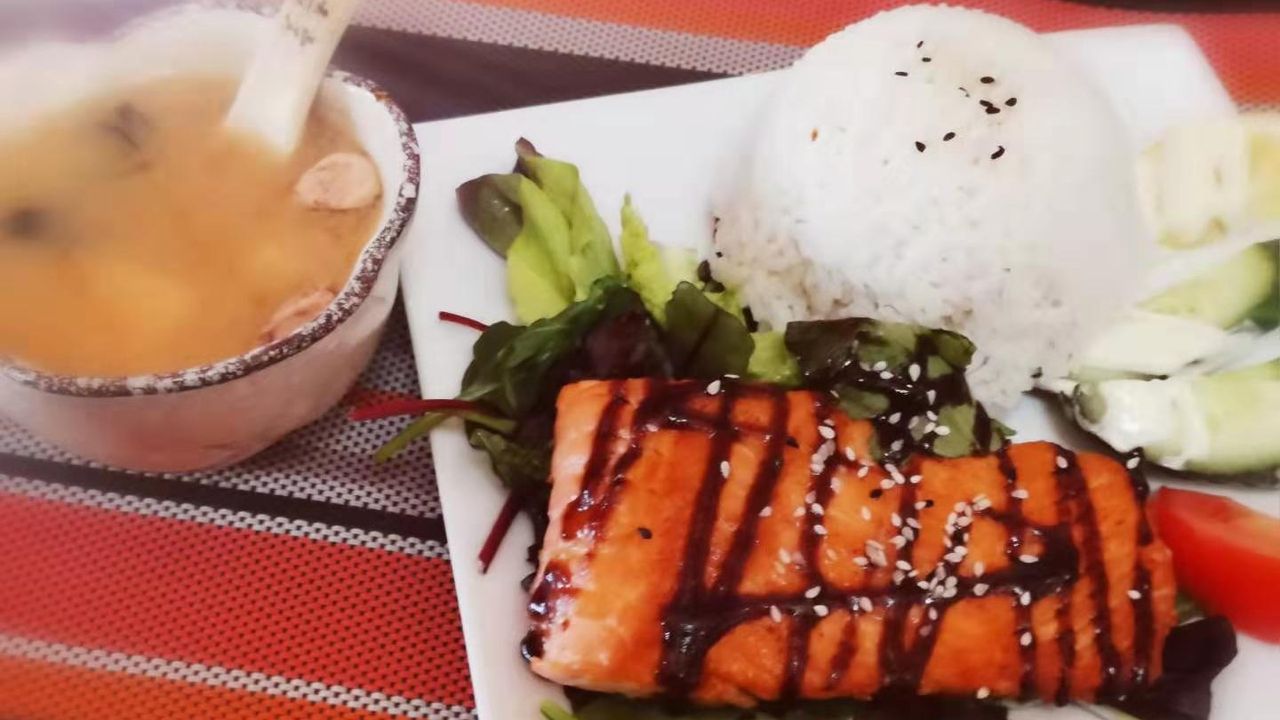 50. Teriyaki Salmon Don / 照烧三文鱼饭