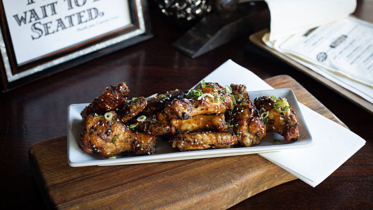 Sweet and Spicy Chicken Wings