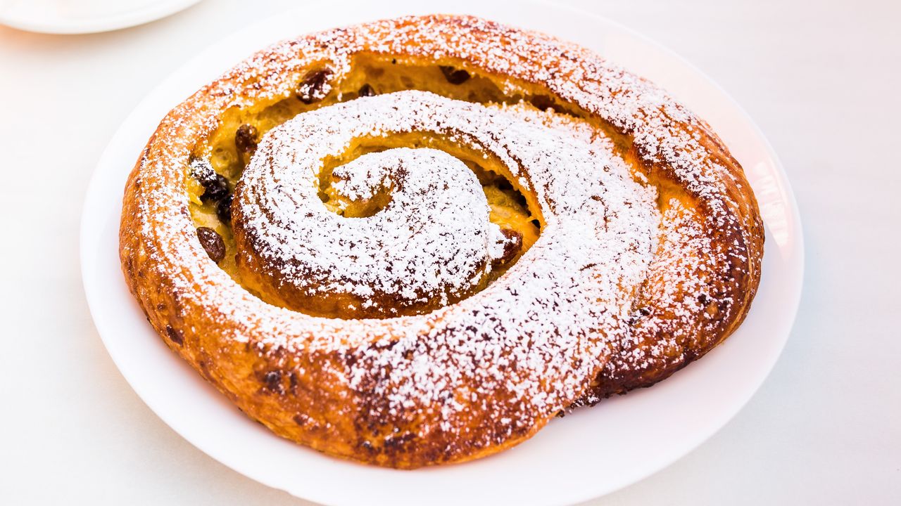 Custard Snail