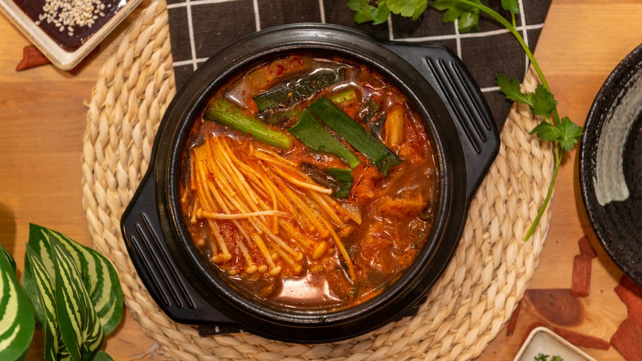Kimchi Jjigae