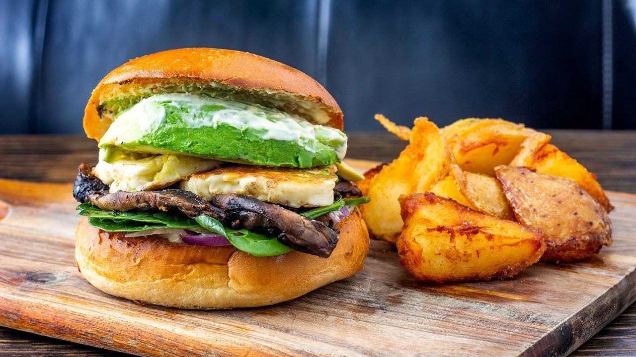 Vegetarian Mushroom Burger (V)