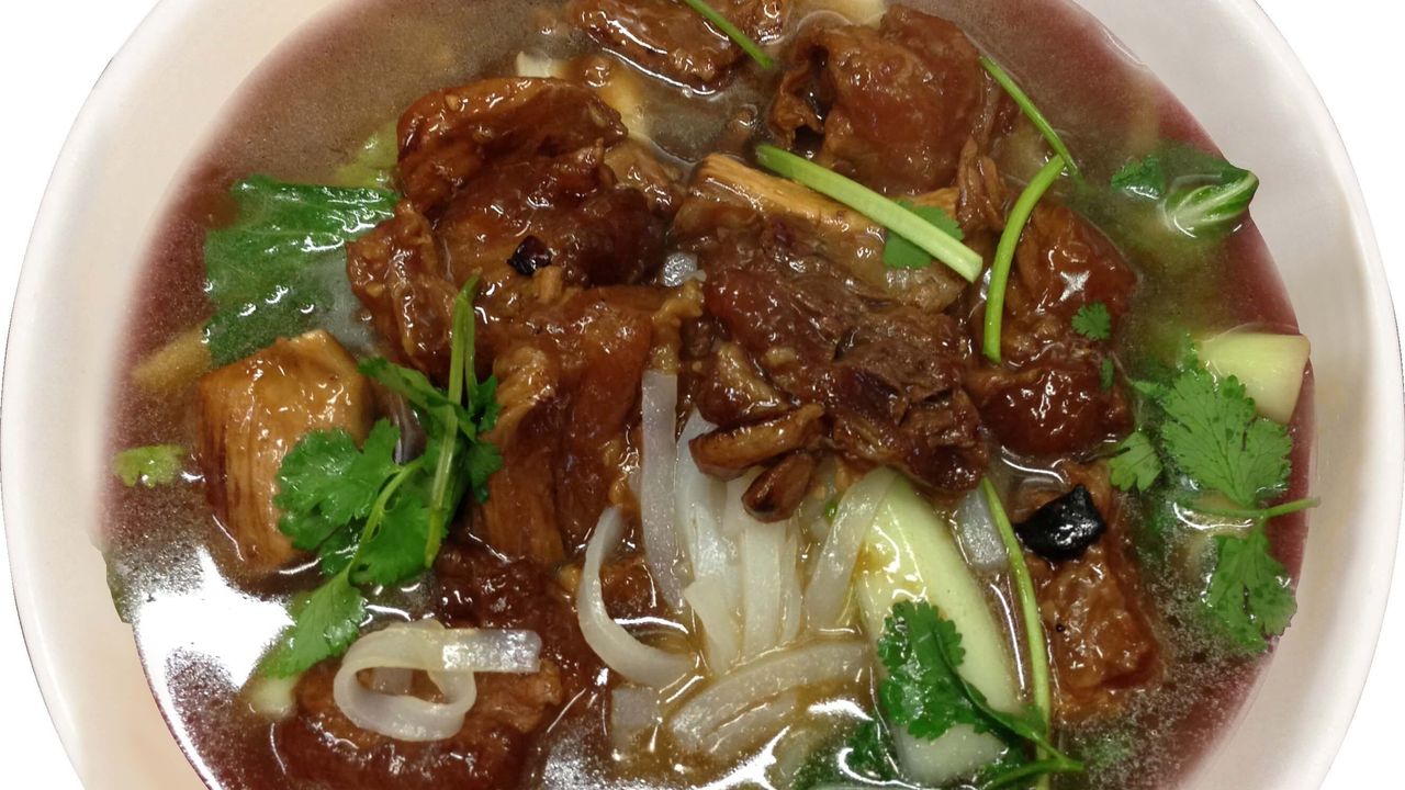 Braised Beef Noodle Soup