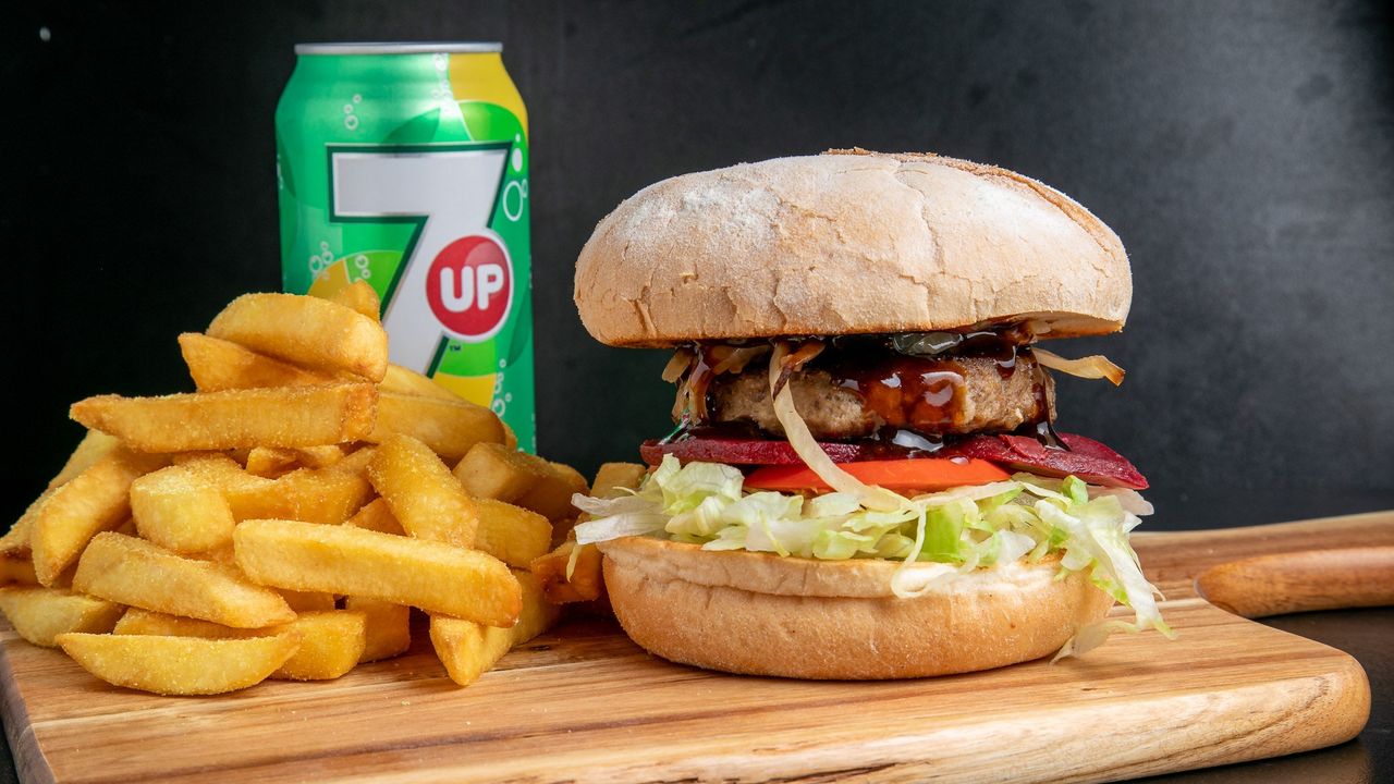 Fryhard Burger Combo