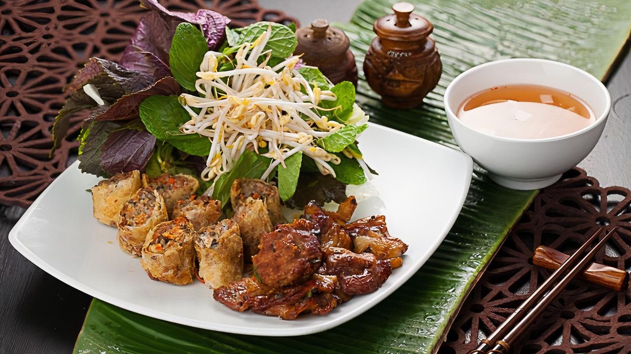 Spring Rolls & Grilled Pork