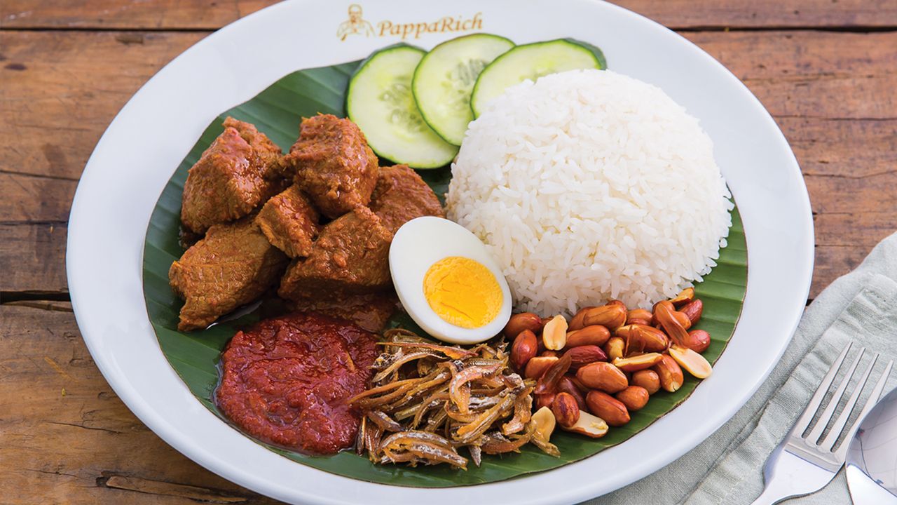 R16 Nasi Lemak with Beef Rendang