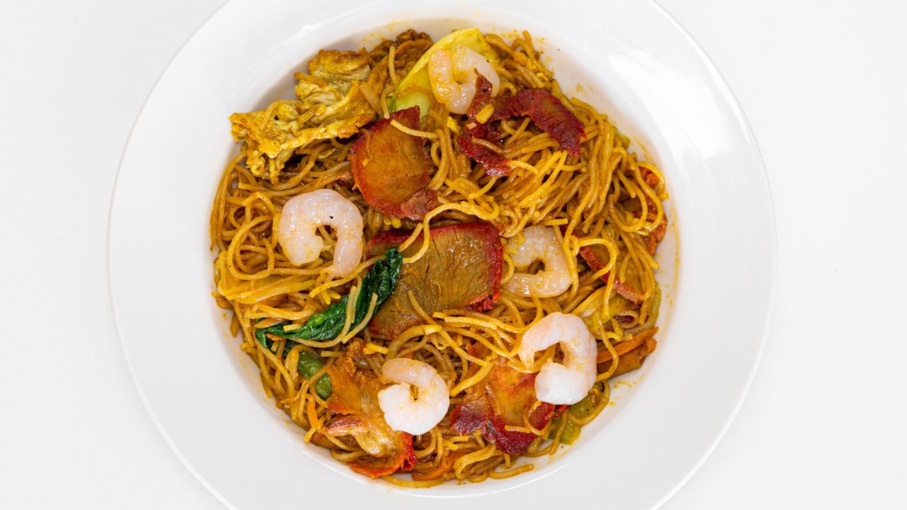 18. Singapore Noodles