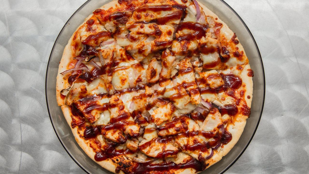 BBQ Chicken Small 9"