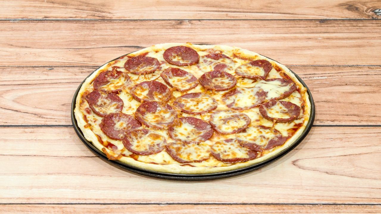 Pepperoni Classic Pizza
