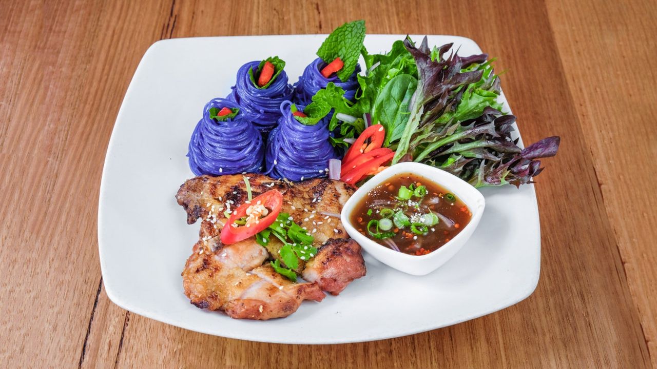 Anchan Noodle with Grilled Chicken