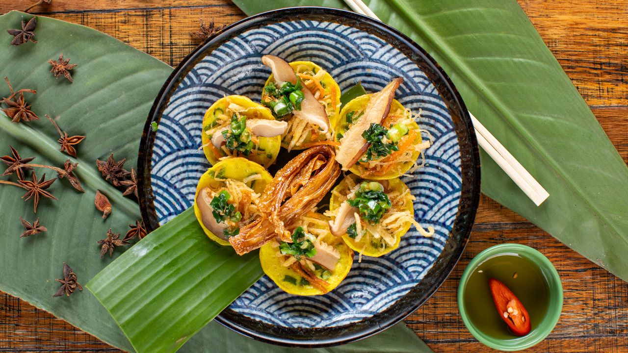1. Banh Khot