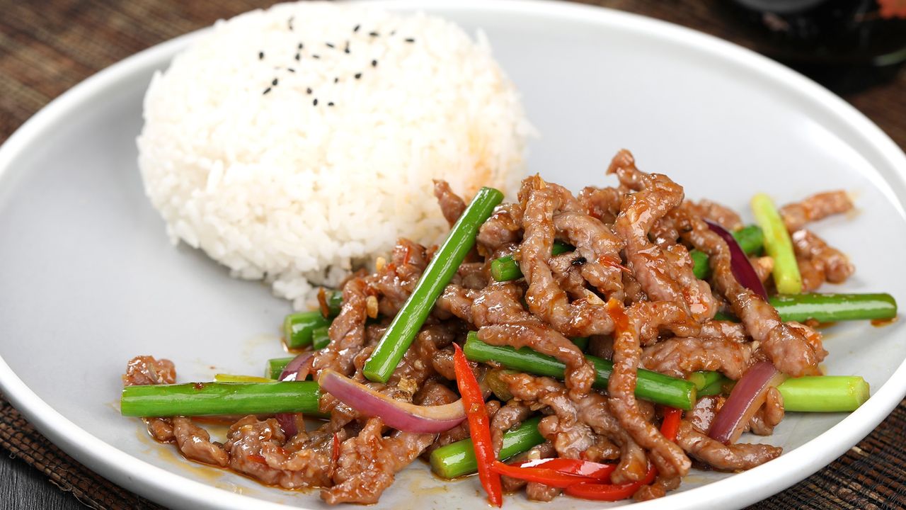 Beef Threads with Garlic Scapes