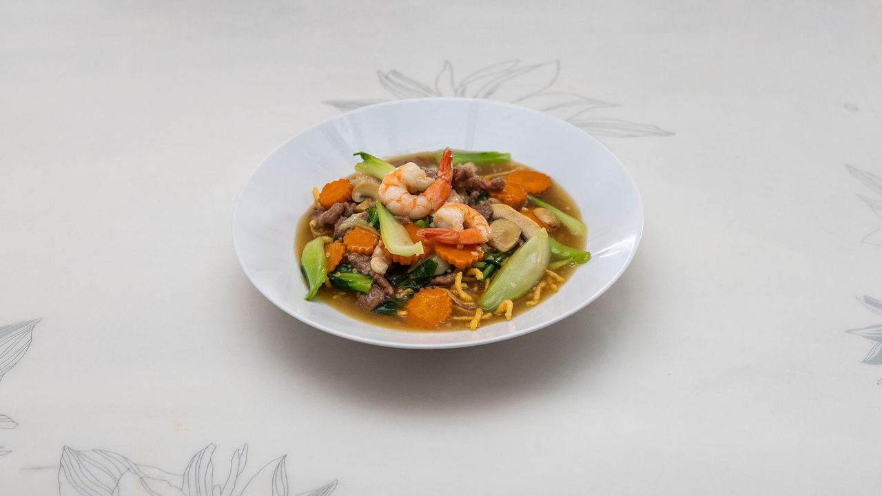 Combination Chow Mein Crispy Noodle