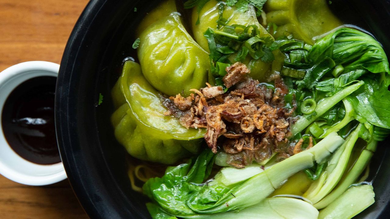 Veggie Dumpling Soup with Mixian Noodles (V)