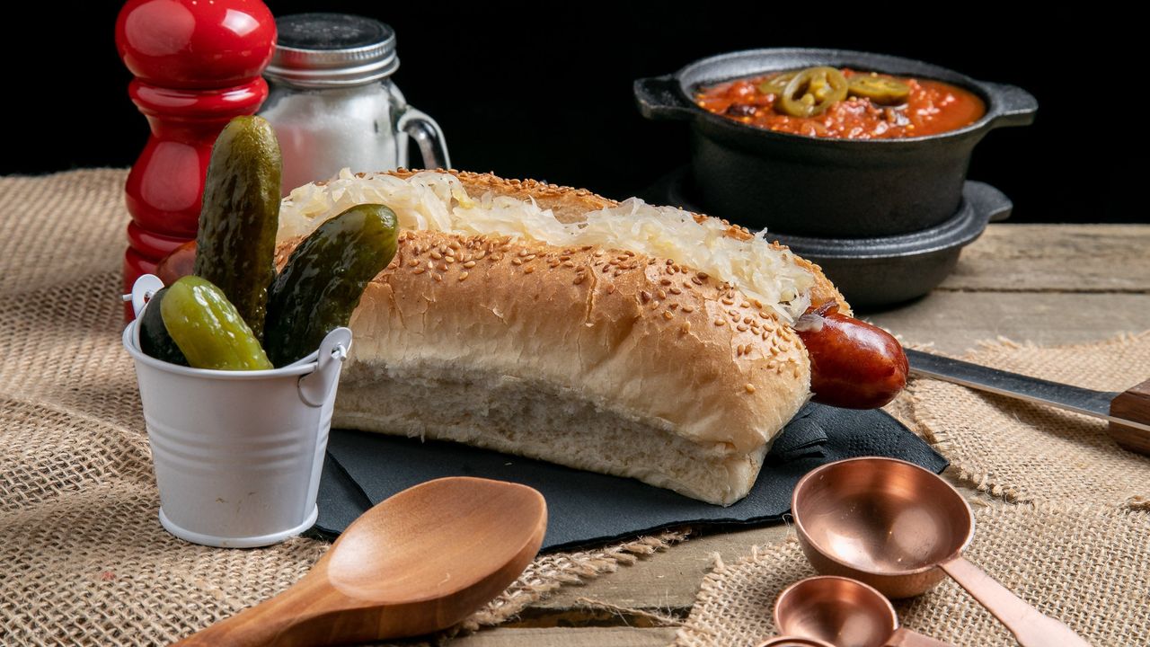 German Dog (Bratwurst)