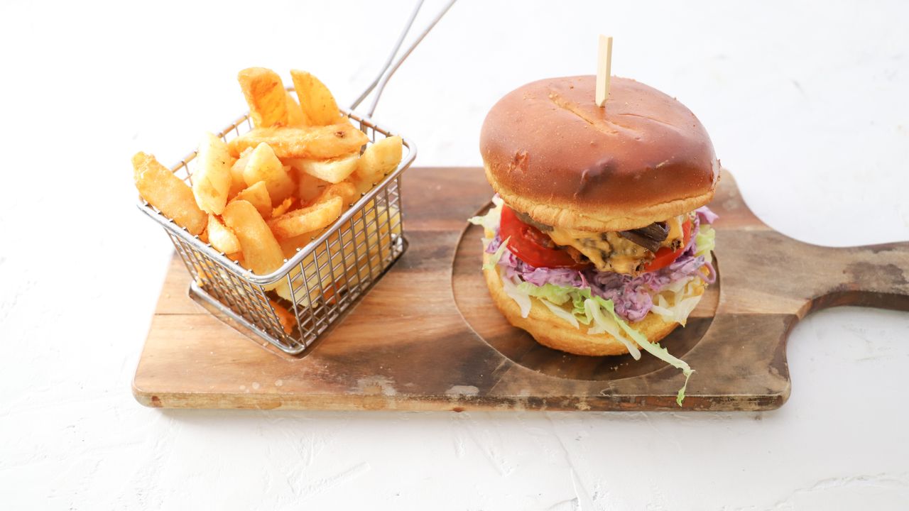 Panko Schnitzel Burger