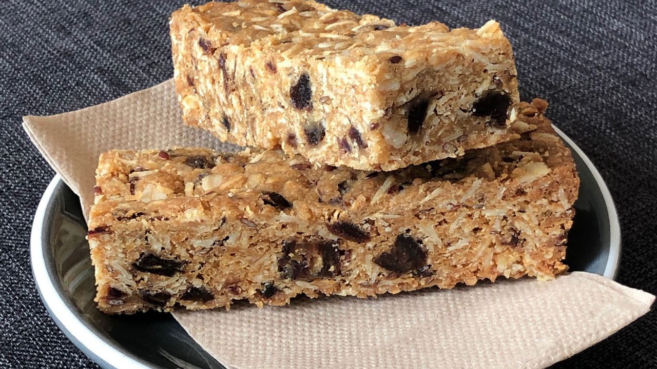 Date And Oat Bar (Tickners Yard)