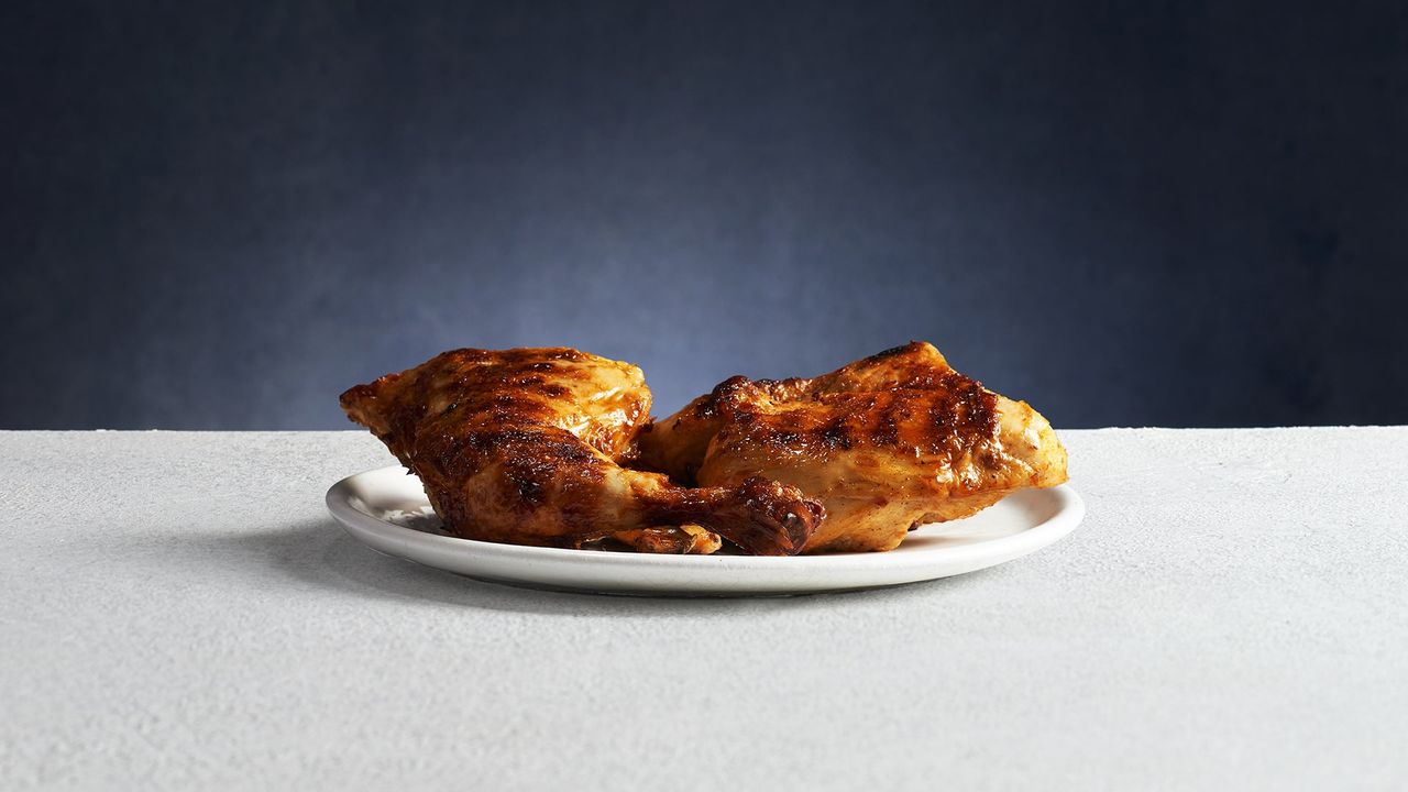 ½ PERi-PERi Chicken (2830 kJ)