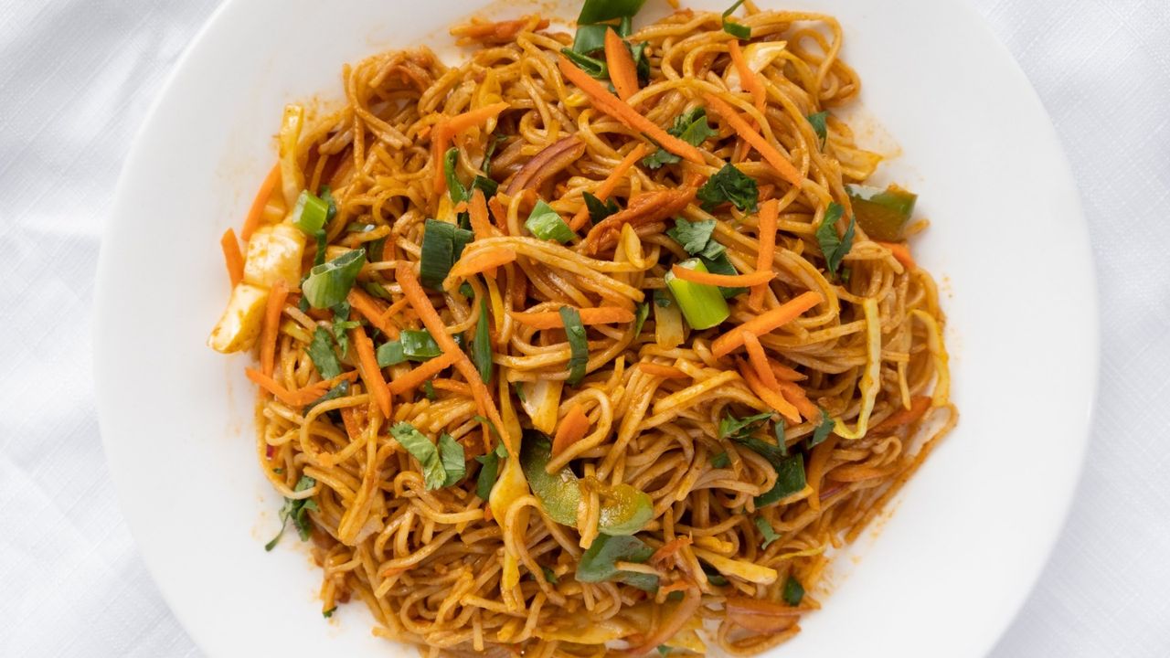 Hakka Noodles