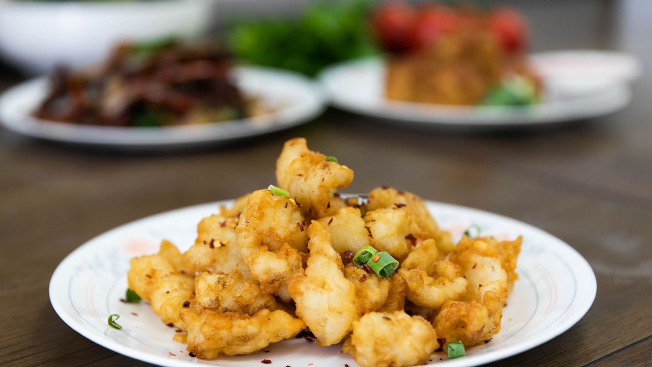 Salt and Pepper Squid (15 Pieces)