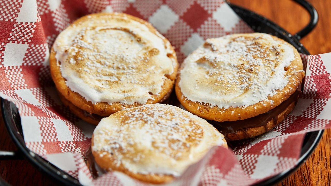 HAZEL'S S’MORES (V)