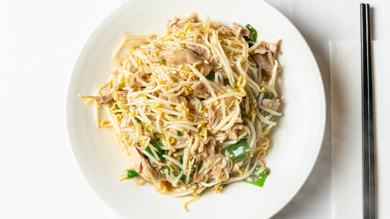 Duck & Bean shoots Fried Noodle