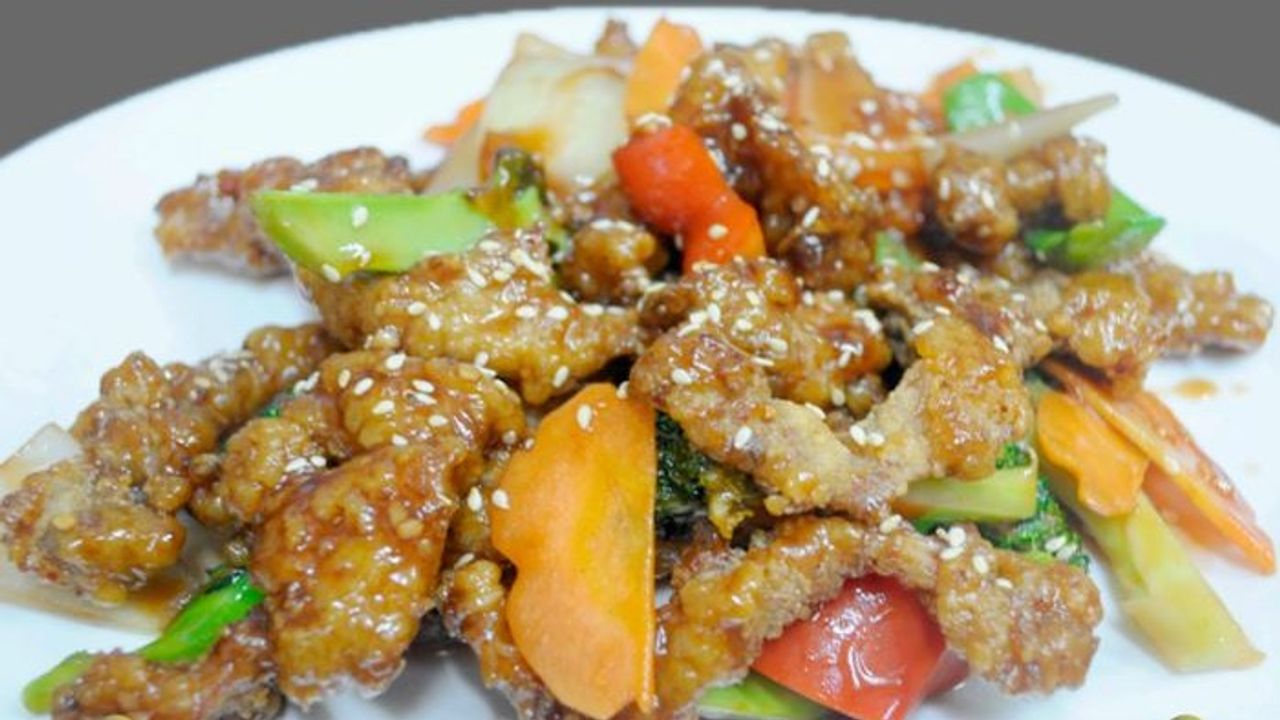 Crispy Chicken with Plum Sauce