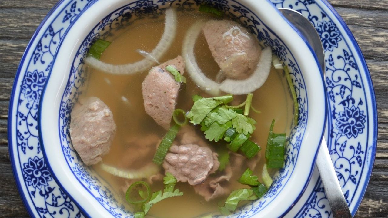 Rare Beef & Beef Balls in Pho Broth Soup