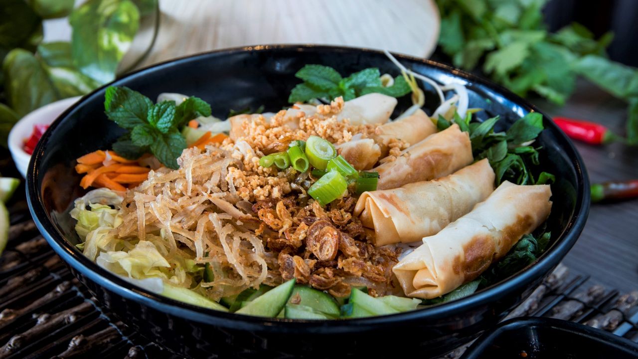 Bun Bi Cha Gio