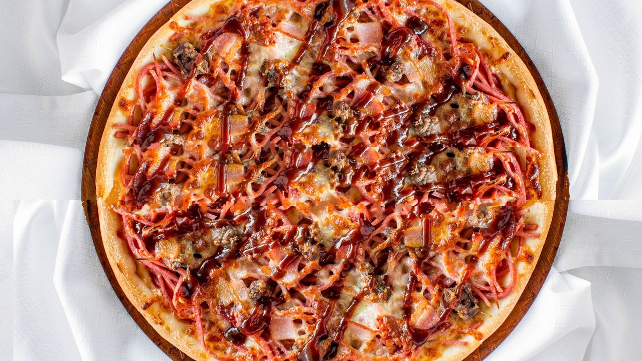 Meat Lovers Pizza (Family)