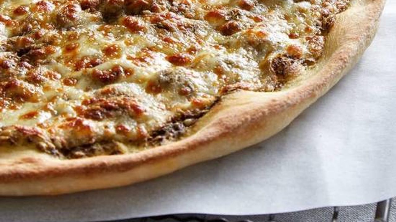 Zaatar & Cheese