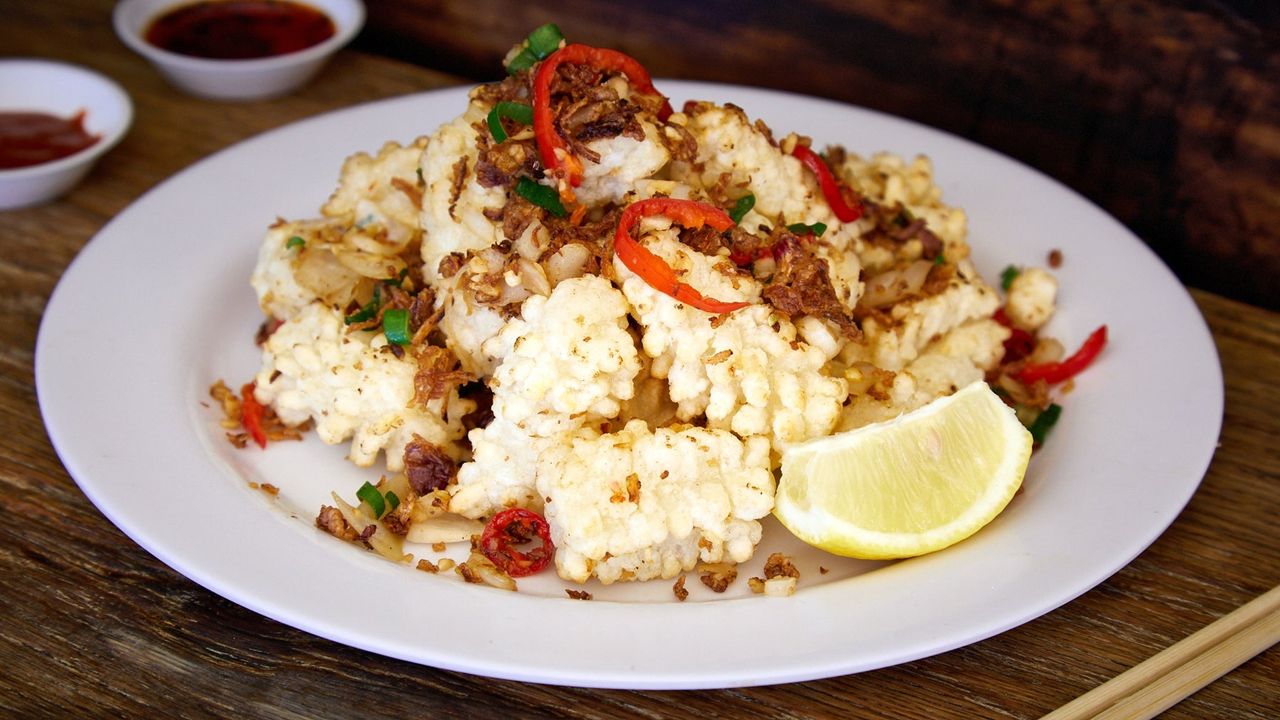 Salt & Pepper Calamari (GF) (Spicy)