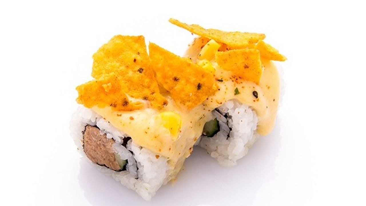 Nacho Cheese Tuna Roll