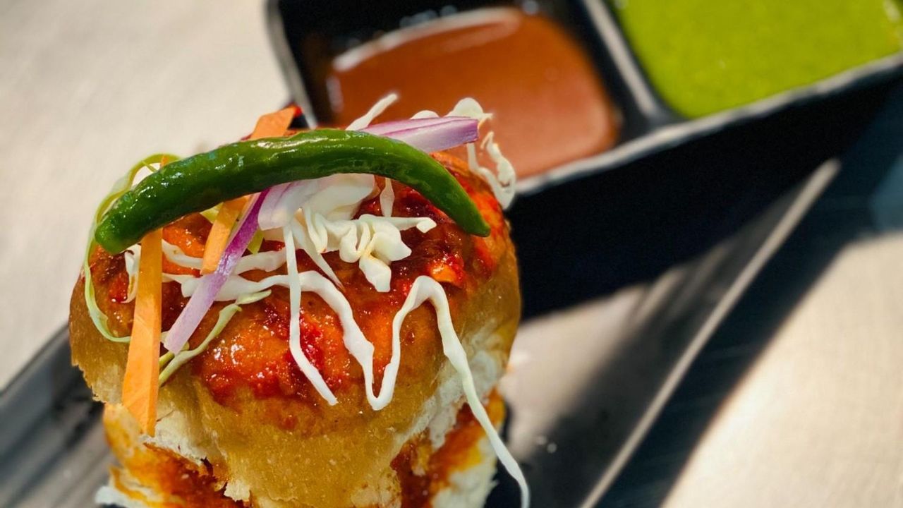 T/A A11 Schezwan Vada Pav
