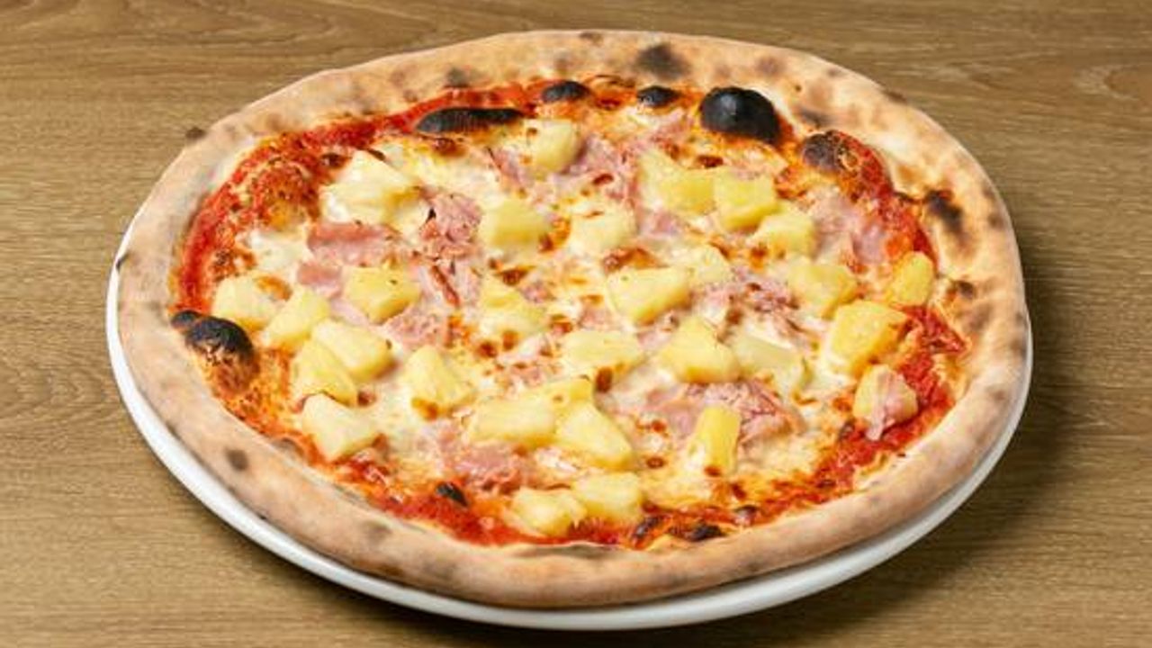 Hawaiian Pizza