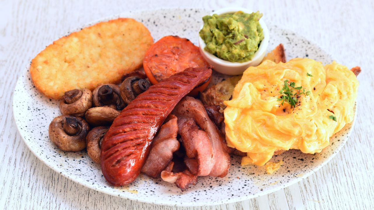 22. Chaffee's Big Brekky!