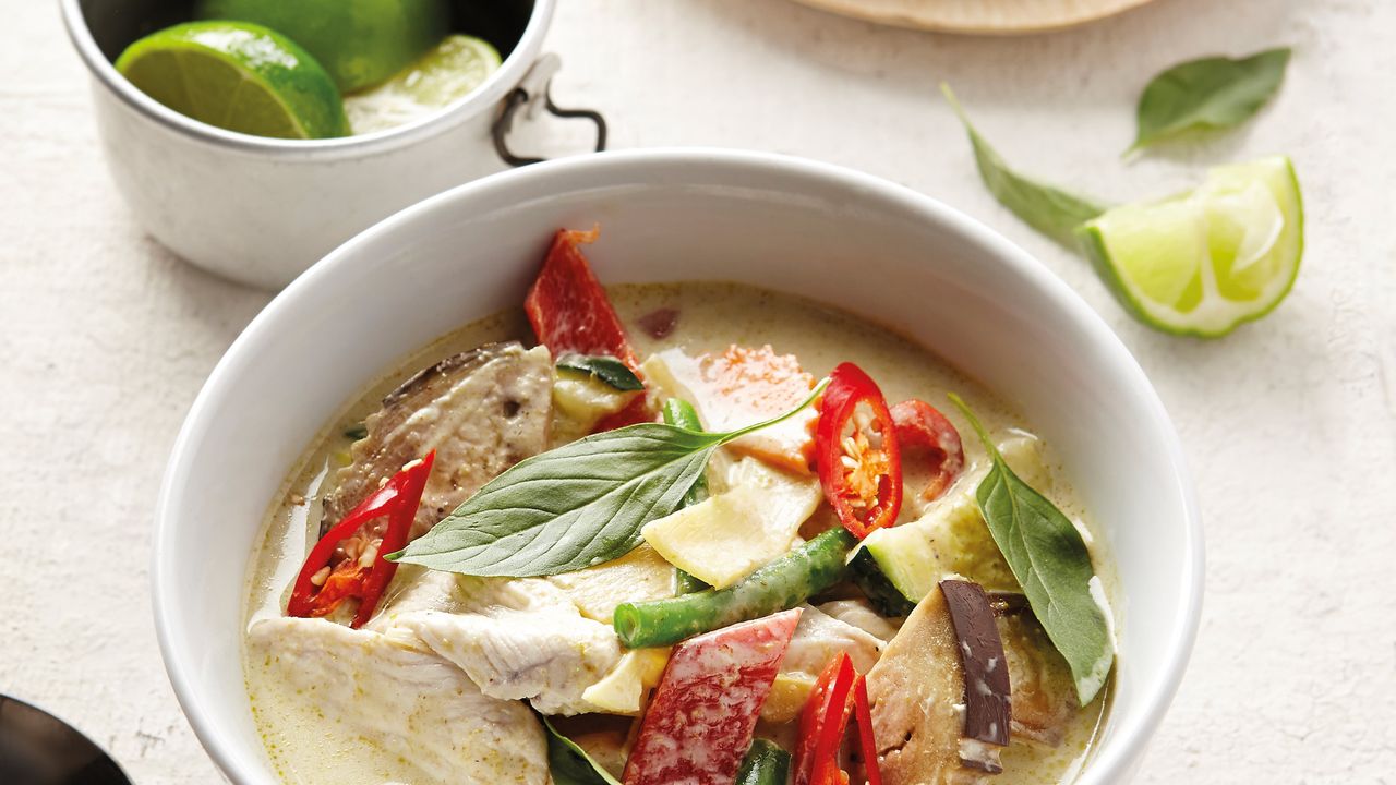 Sliced Chicken Green Curry